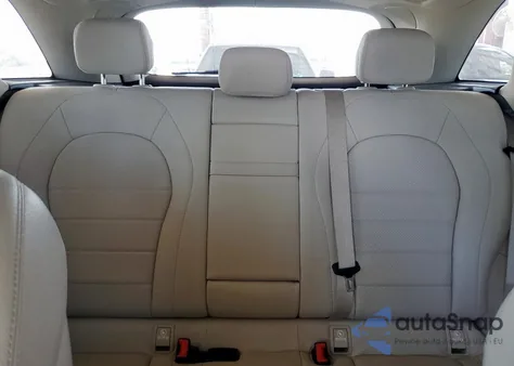 2019 Mercedes-Benz Glc 300 z USA, uszkodzony, nr VIN WDC0G4JB6KF480591